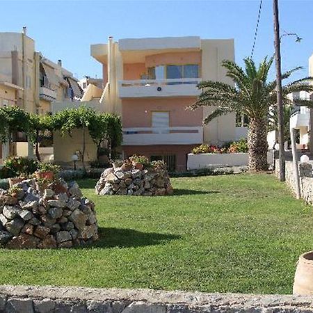 Danaos Beach Apartments Sfáka Eksteriør billede
