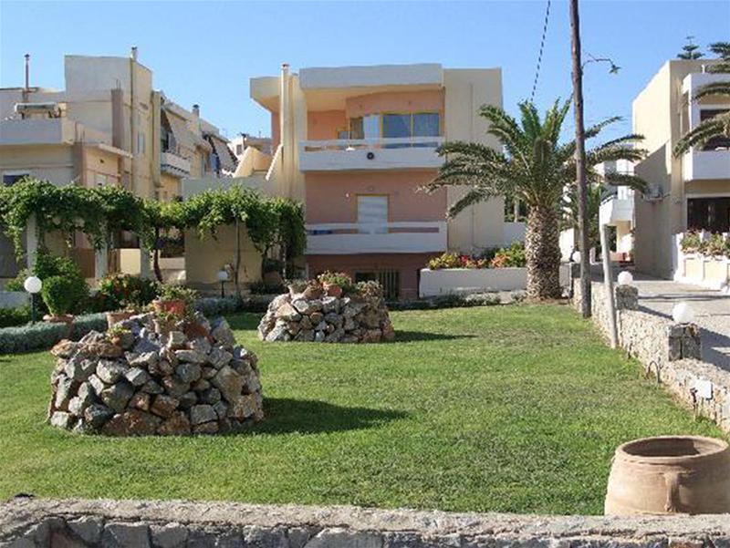Danaos Beach Apartments Sfáka Eksteriør billede